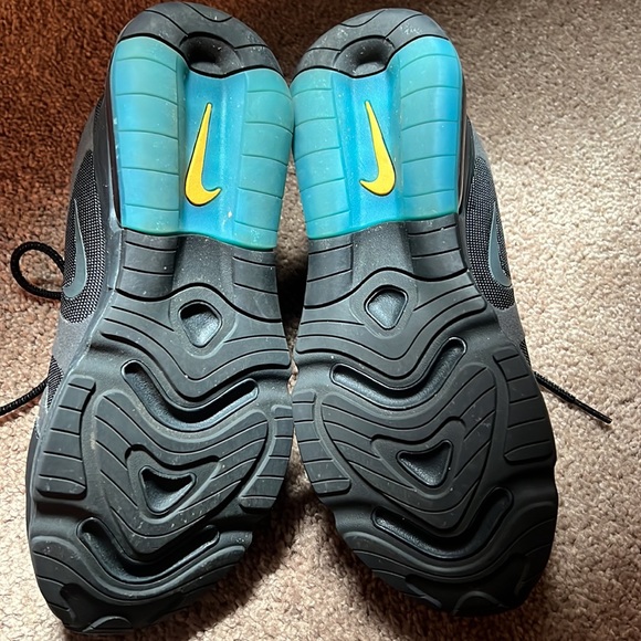Nike shox! Worn once - Picture 5 of 5